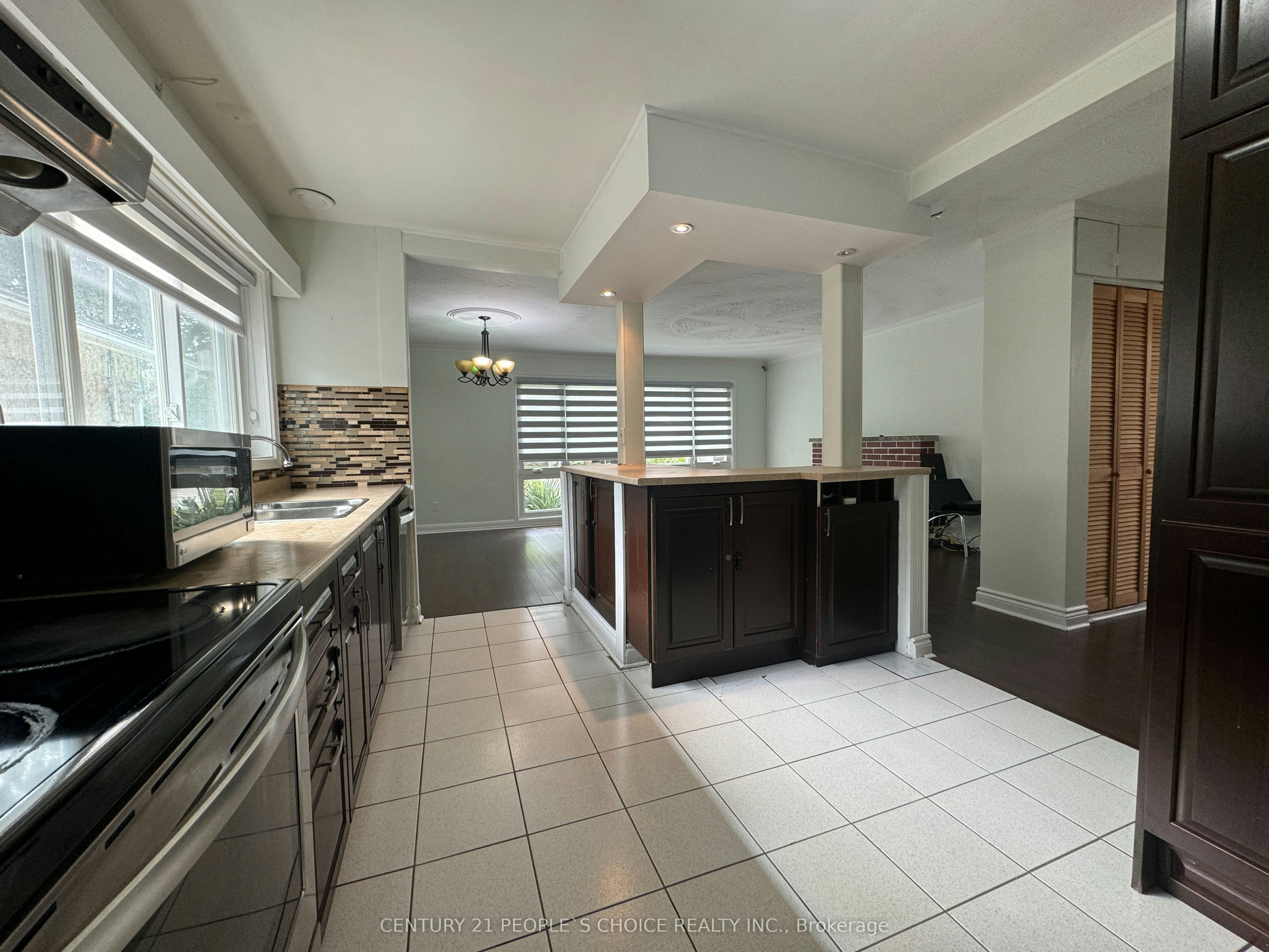 128 Elmhurst Drive, Toronto, ON, M9W 2K4 - 23