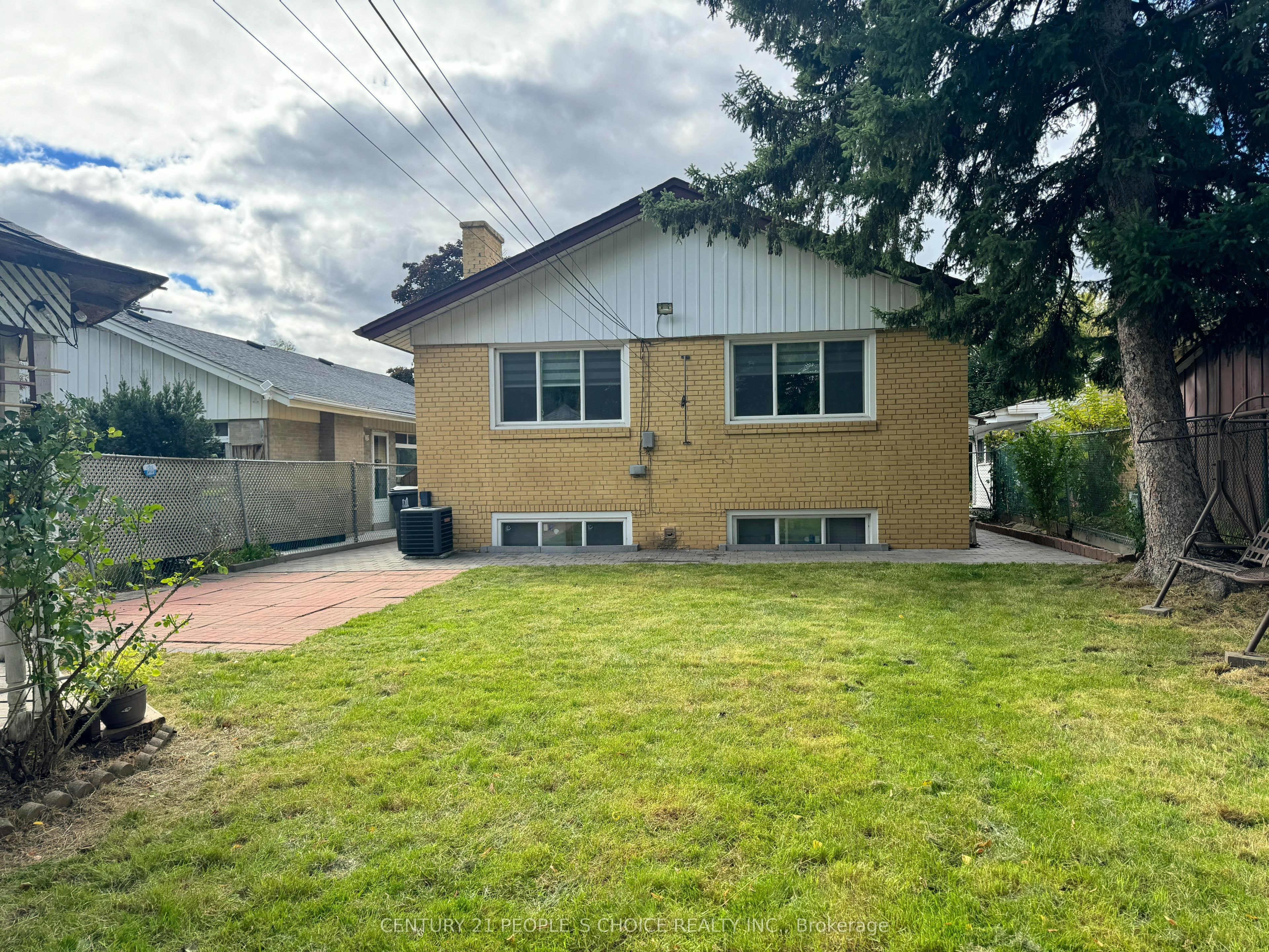 128 Elmhurst Drive, Toronto, ON, M9W 2K4 - 9