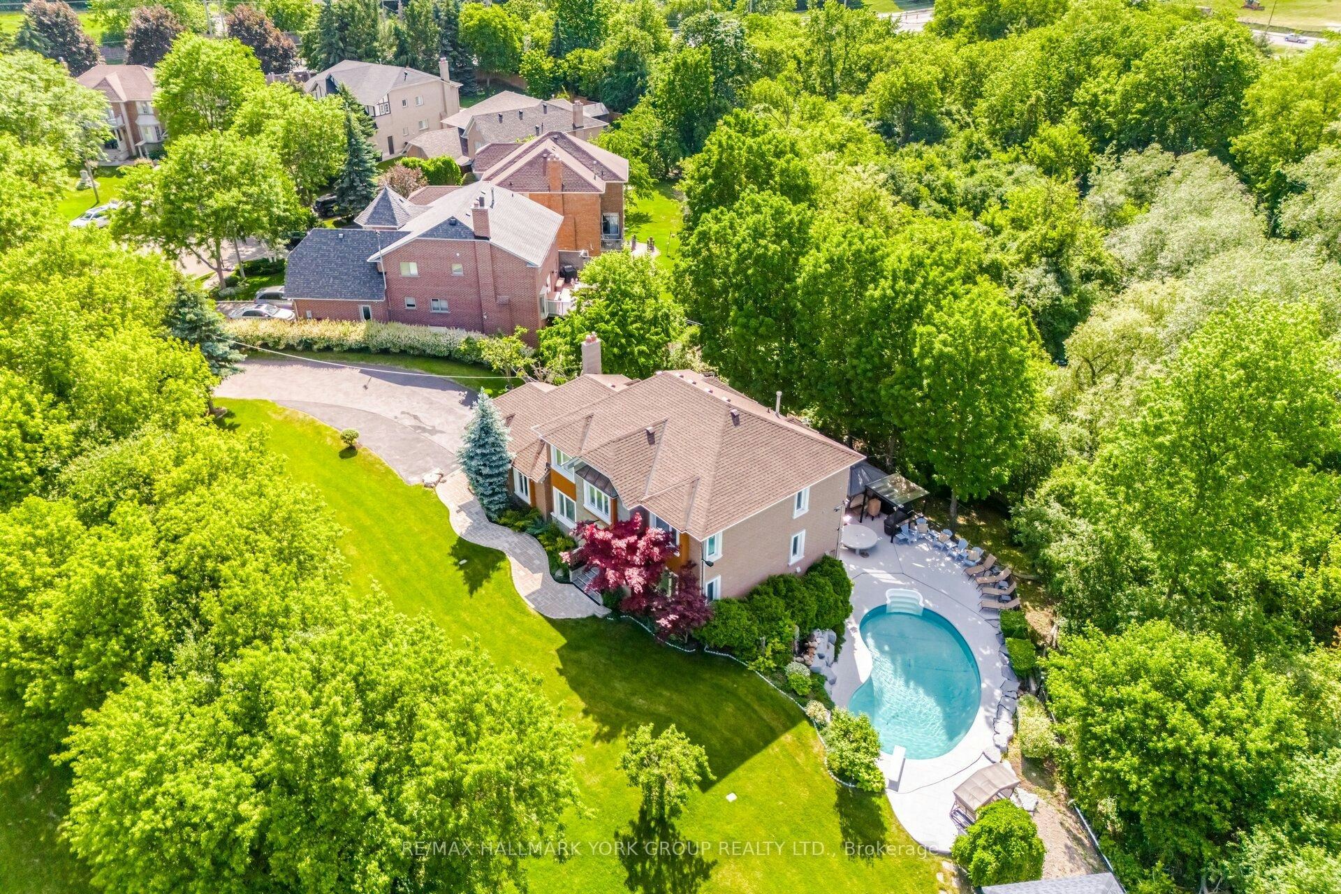 7 Andes Court, Brampton, ON, L6R 1E3 - 2