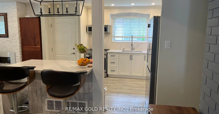 42 Beechwood Crescent, Brampton, ON, L6T 1Y1 - 3