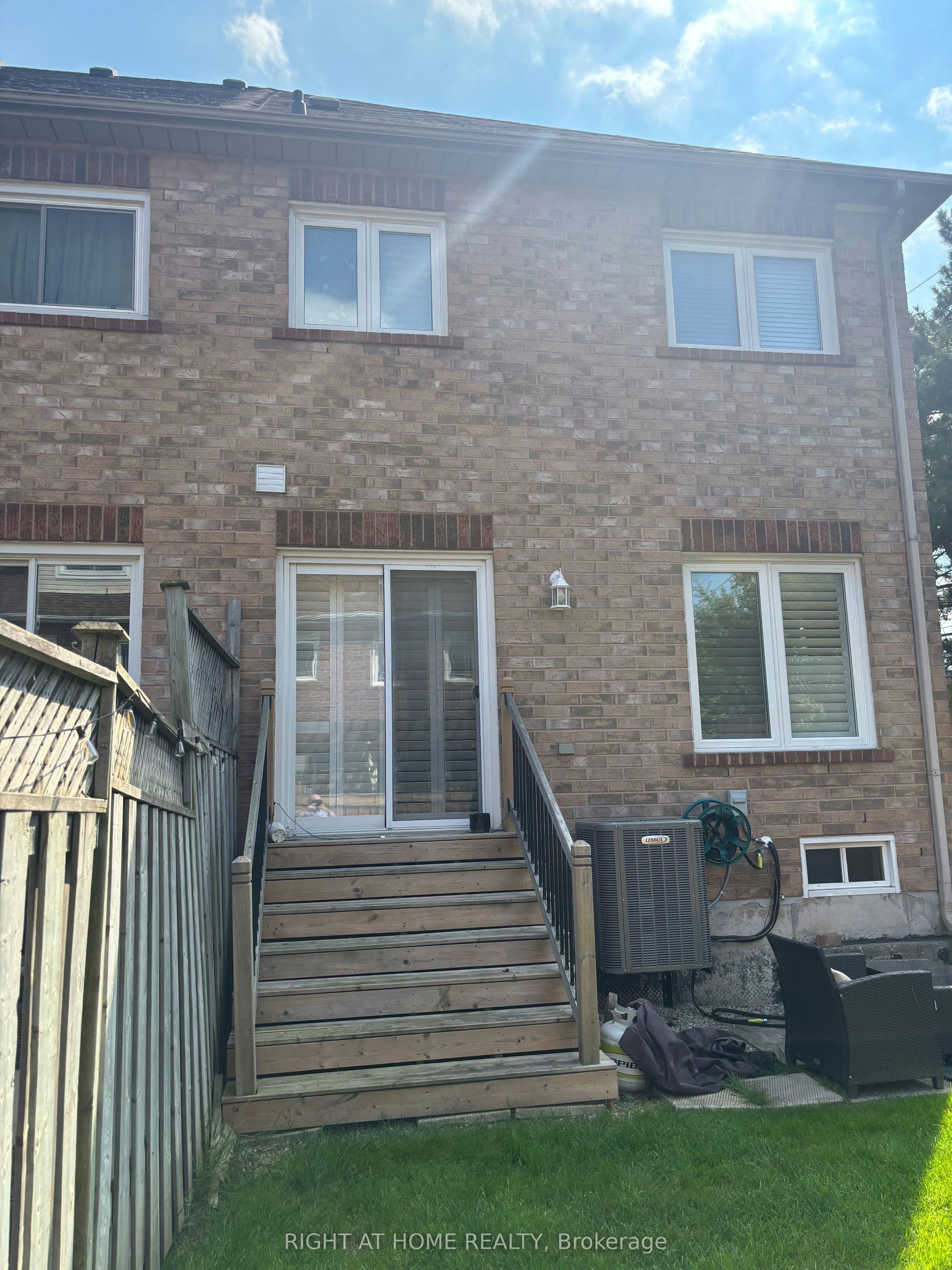 6985 Dunnview Court, Mississauga, ON, L5N 7E4 - 38