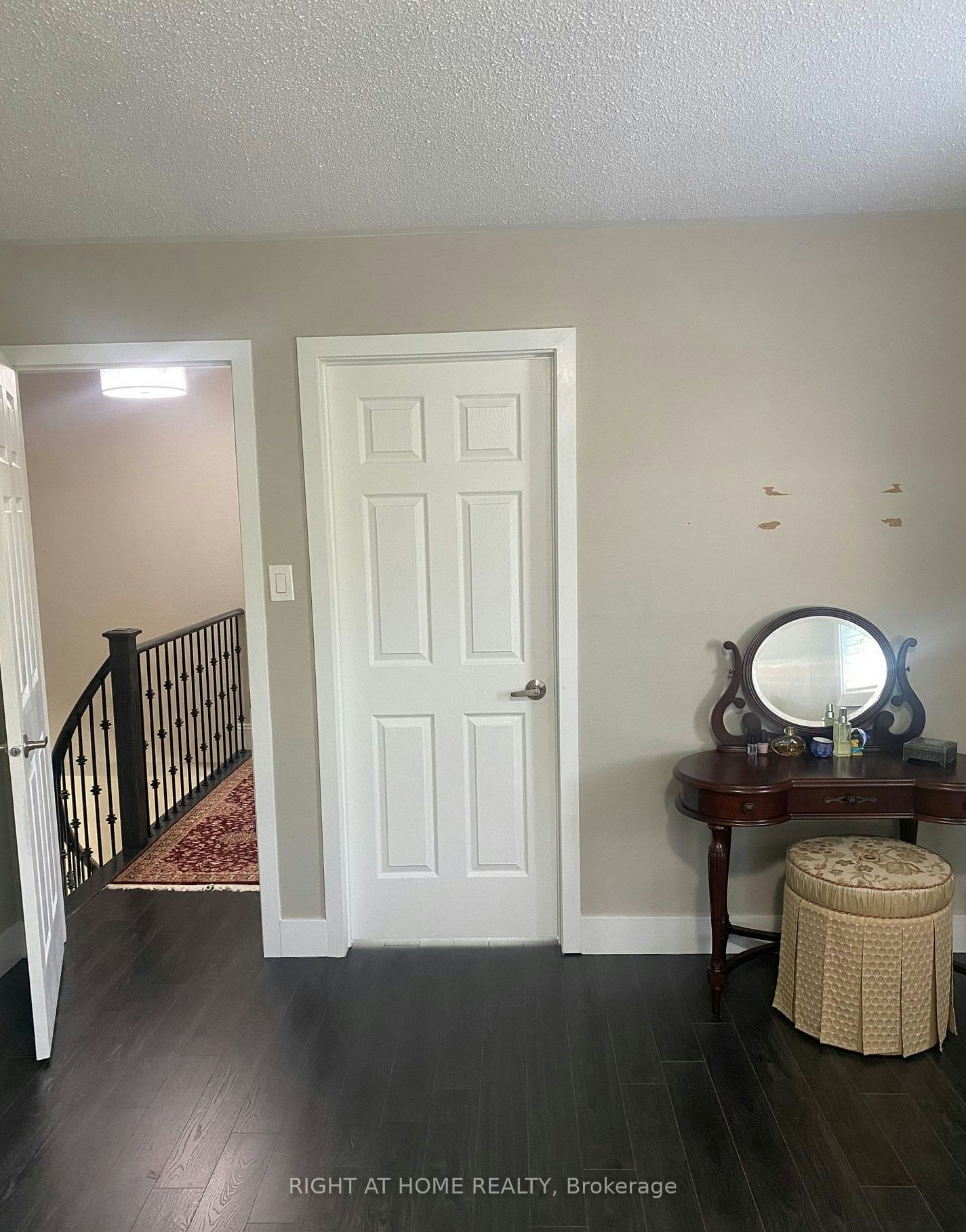 6985 Dunnview Court, Mississauga, ON, L5N 7E4 - 25