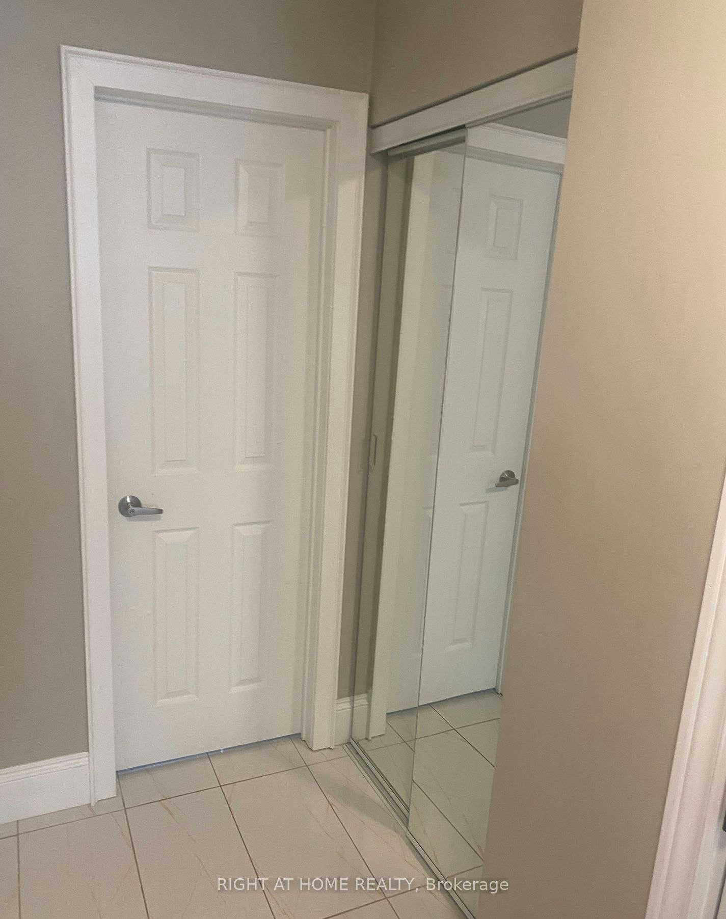 6985 Dunnview Court, Mississauga, ON, L5N 7E4 - 15