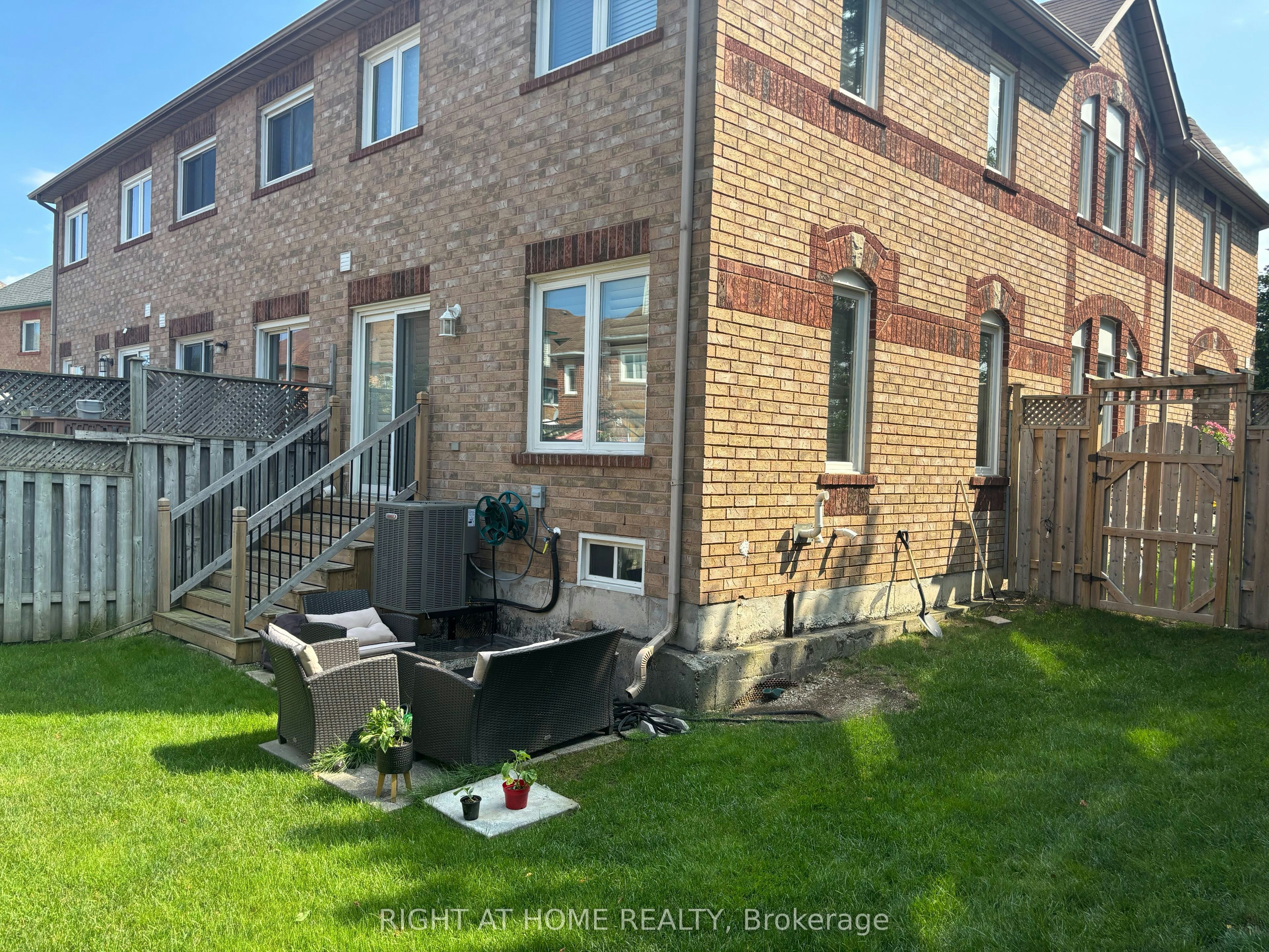 6985 Dunnview Court, Mississauga, ON, L5N 7E4 - 44