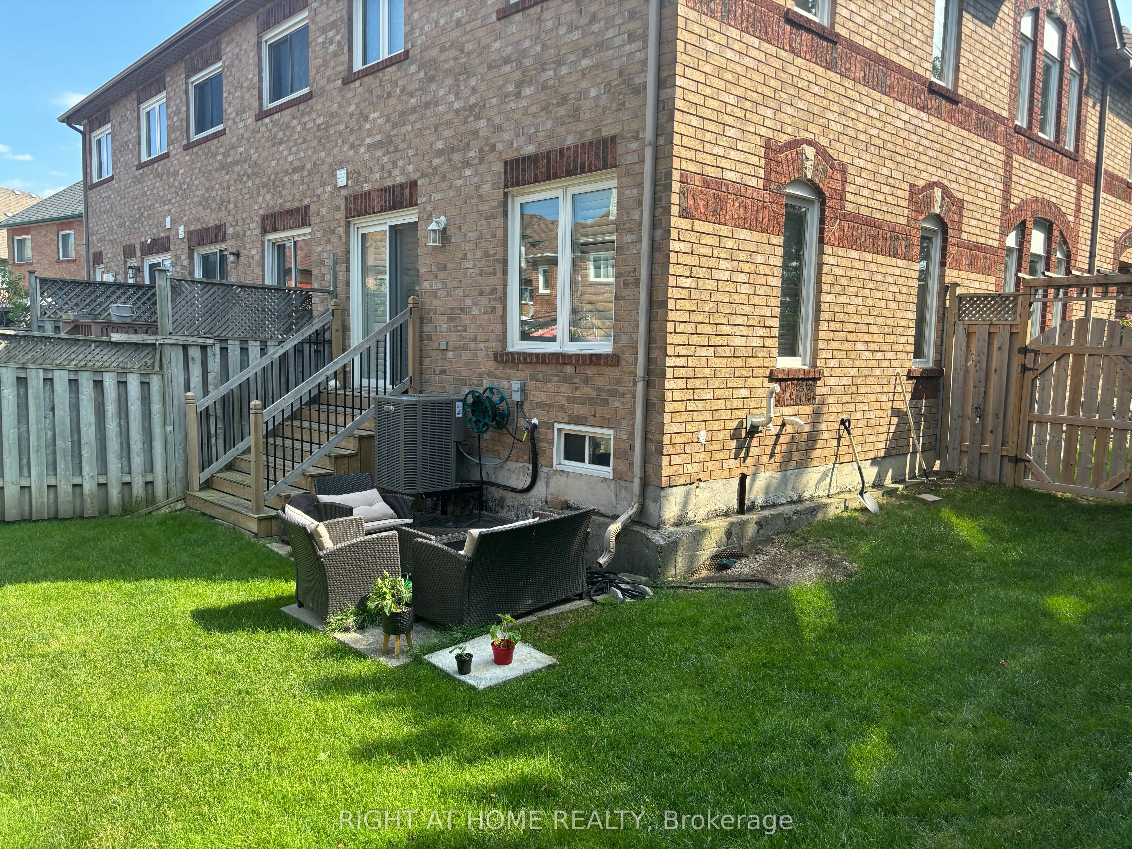 6985 Dunnview Court, Mississauga, ON, L5N 7E4 - 40