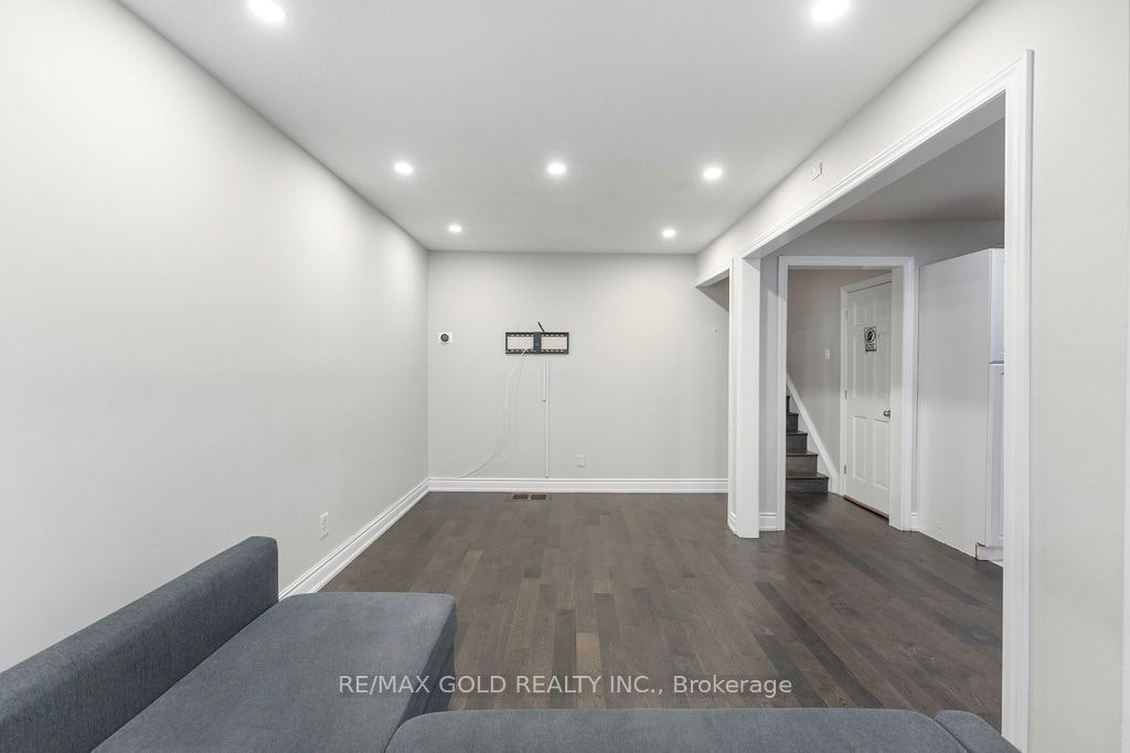44 Wilton Drive, Brampton, ON, L6W 3A1 - 4