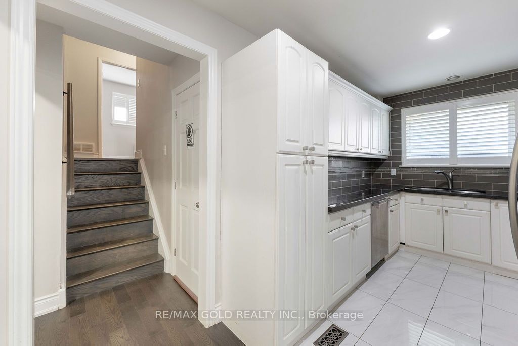 44 Wilton Drive, Brampton, ON, L6W 3A1 - 11
