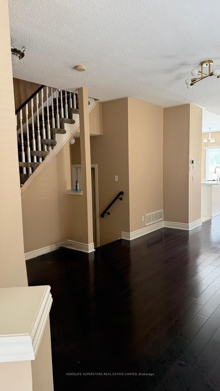 3661 Bala Drive, Mississauga, ON, L5M 7N1 - 4