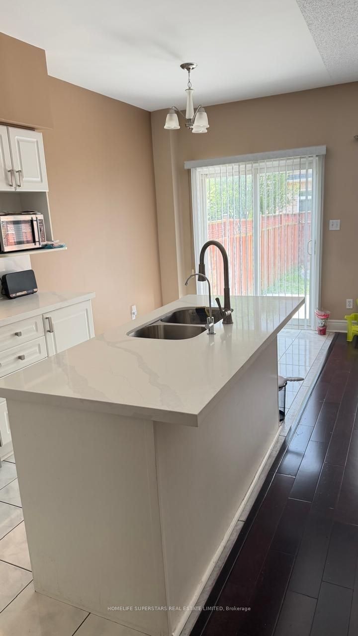 3661 Bala Drive, Mississauga, ON, L5M 7N1 - 7