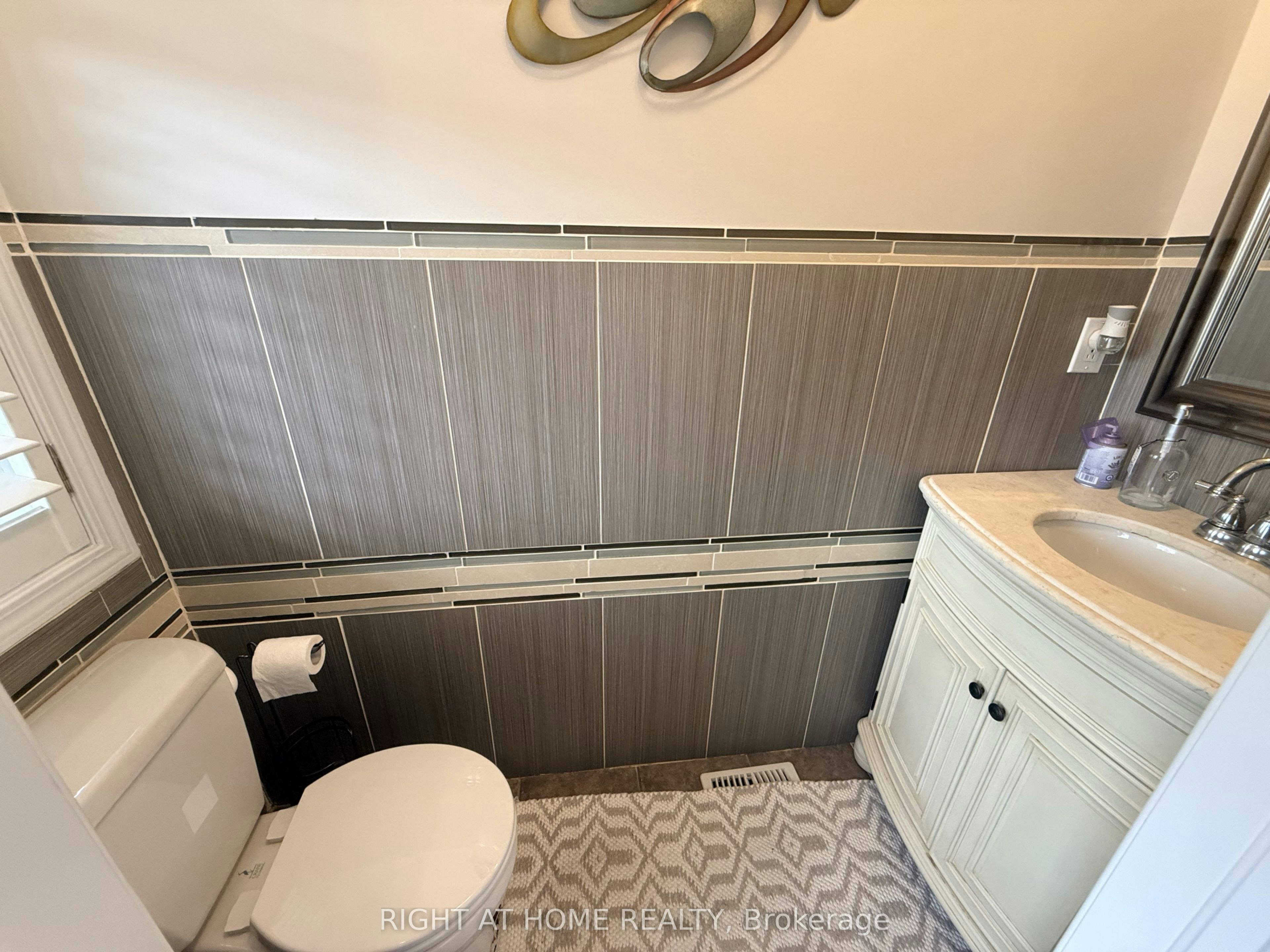 970 Farmstead Drive, Milton, ON, L9T 8J1 - 3