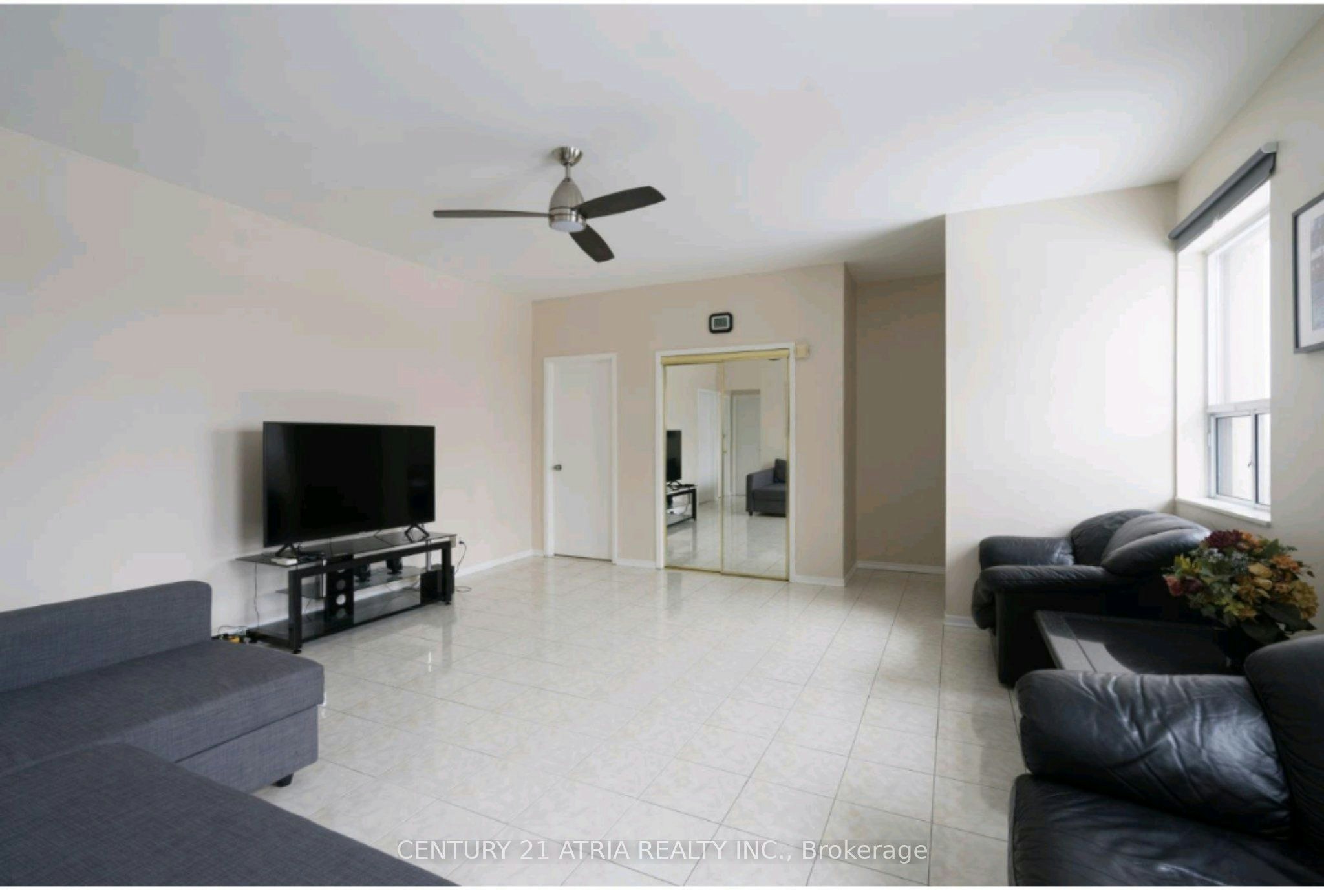 2nd floor-3199 Dufferin Street, Toronto, ON, M6A 2T2 - 3