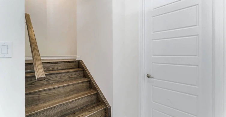 975 Whitlock Avenue, Milton, ON, L9E 1S9 - 2