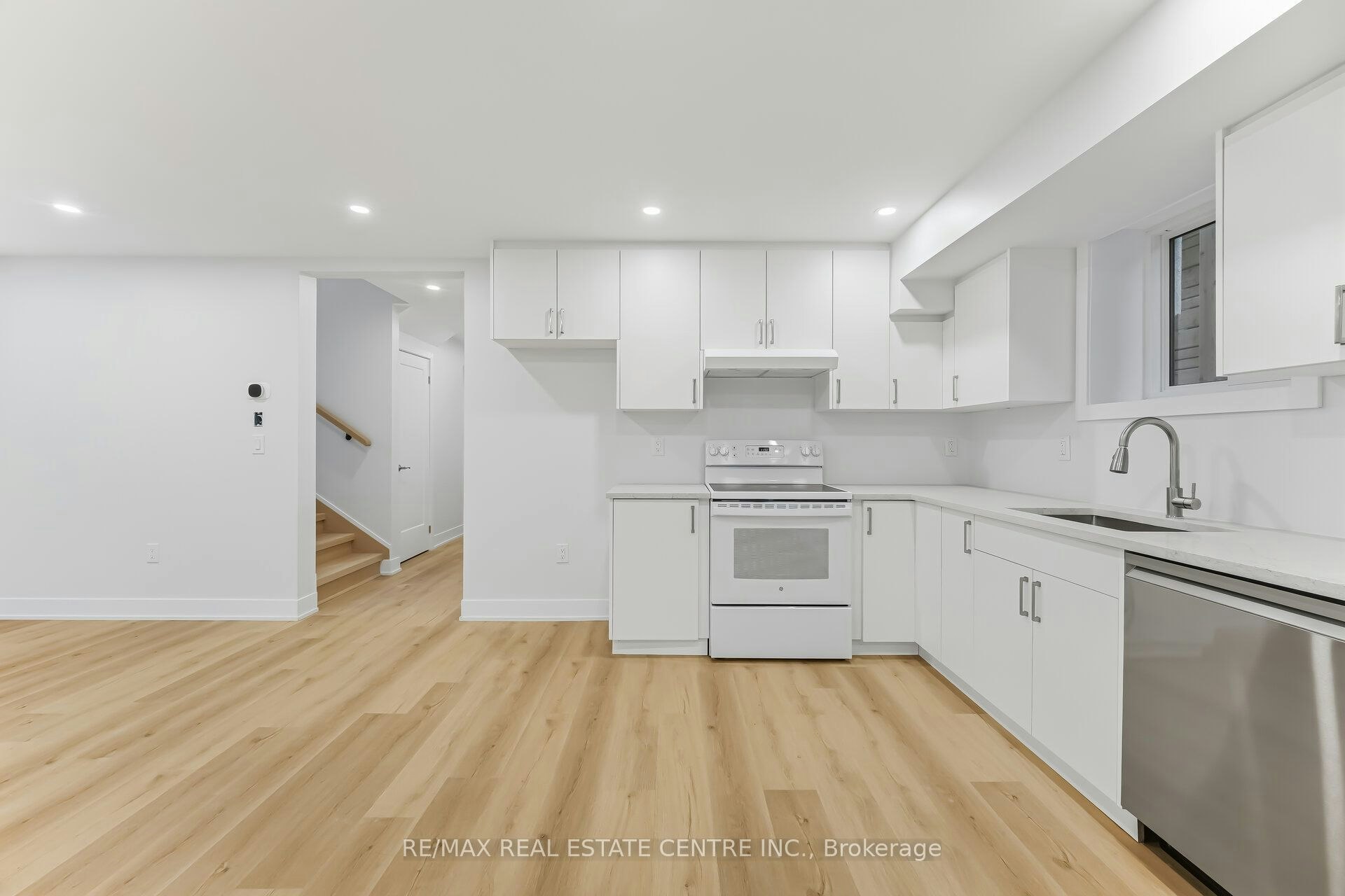 Basement-11 Bentley Drive, Toronto, ON, M8Z 3L9 - 16