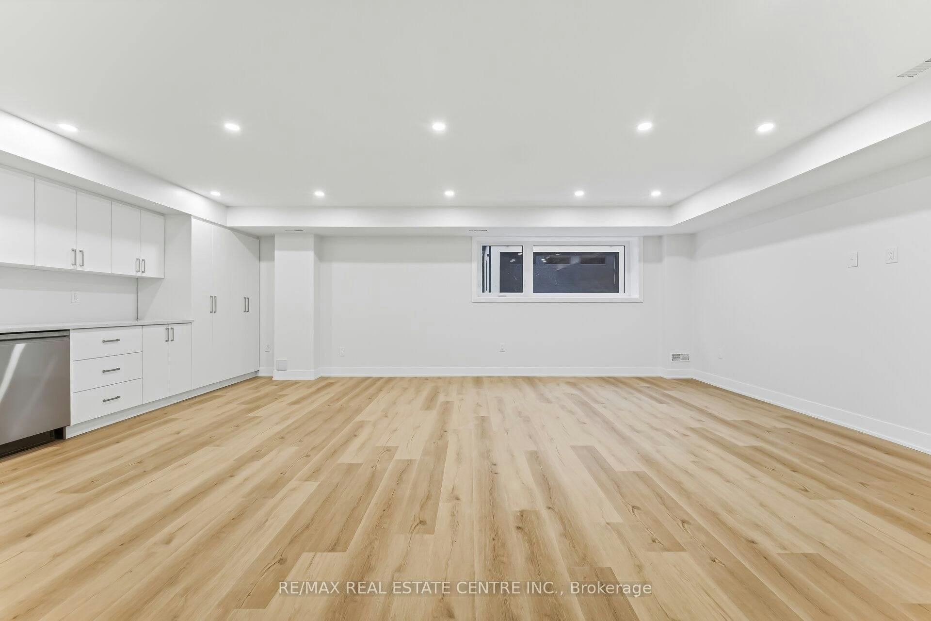 Basement-11 Bentley Drive, Toronto, ON, M8Z 3L9 - 6