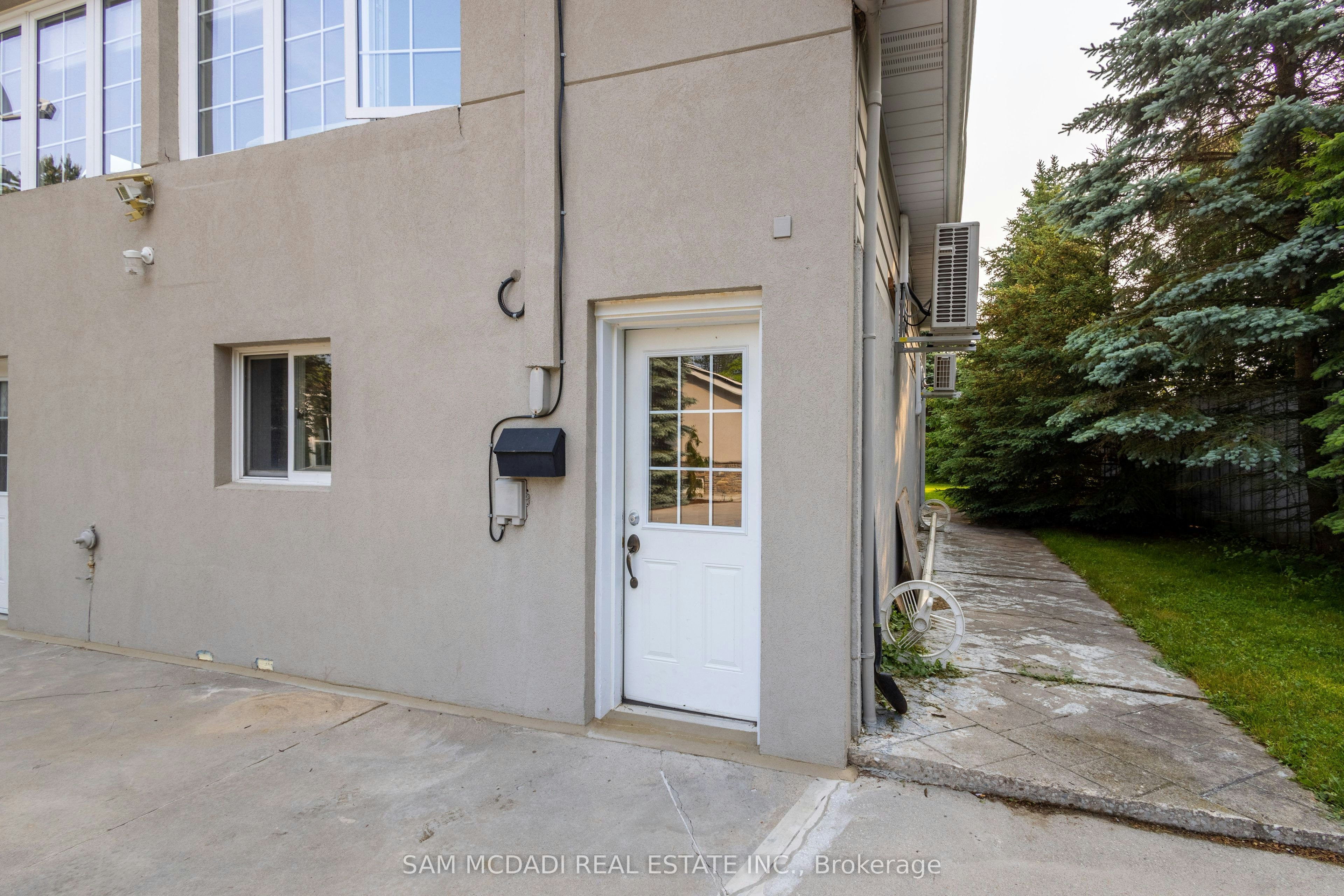 Upper-14011 Trafalgar Road, Halton Hills, ON, L7G 4S4 - 3