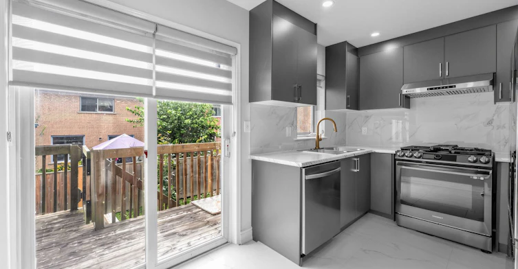 31-80 Strathaven Drive, Mississauga, ON, L5R 3V9 - 9