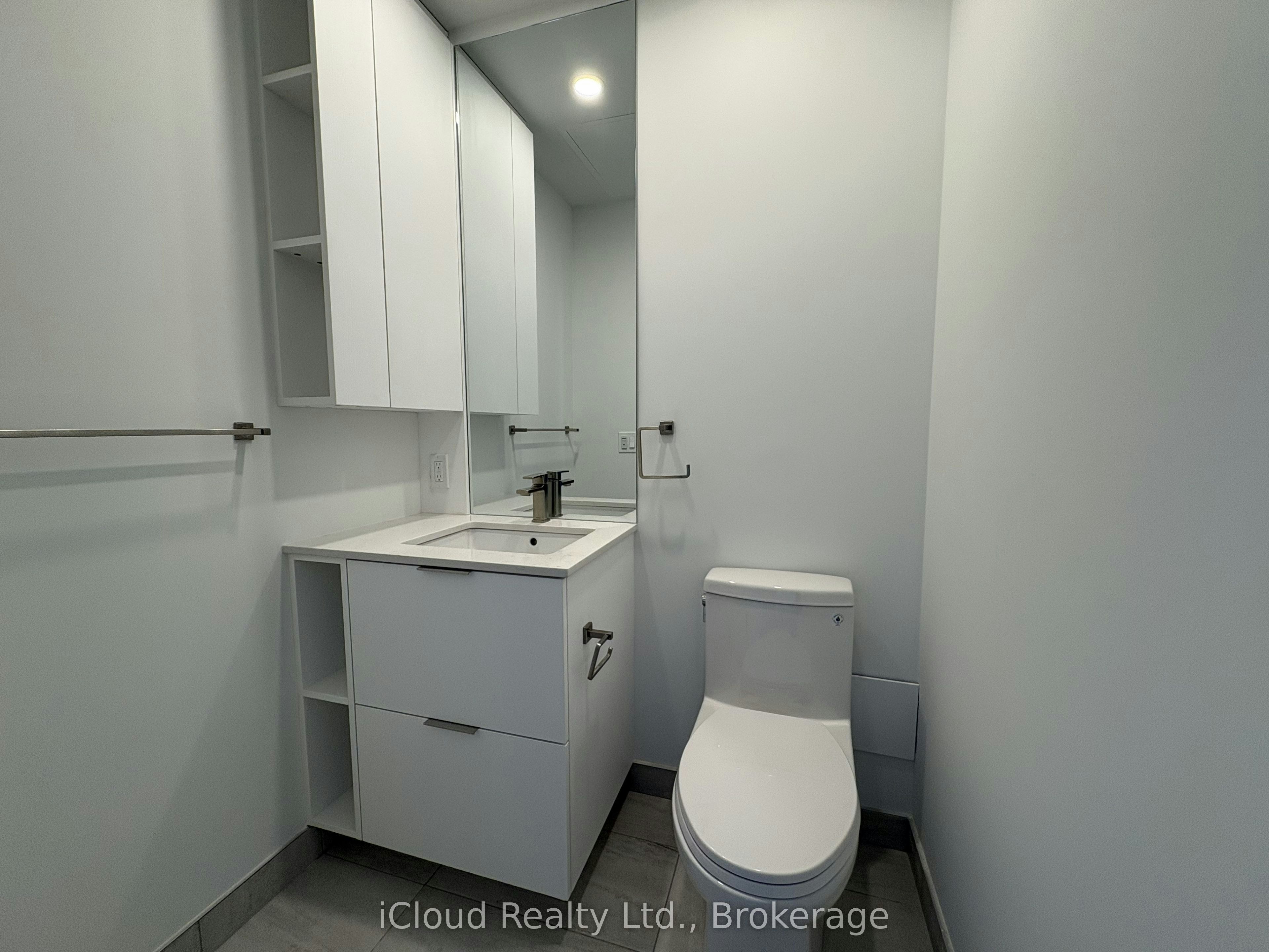 TH 02-1 Fairview Road, Mississauga, ON, L5A 0B4 - 6