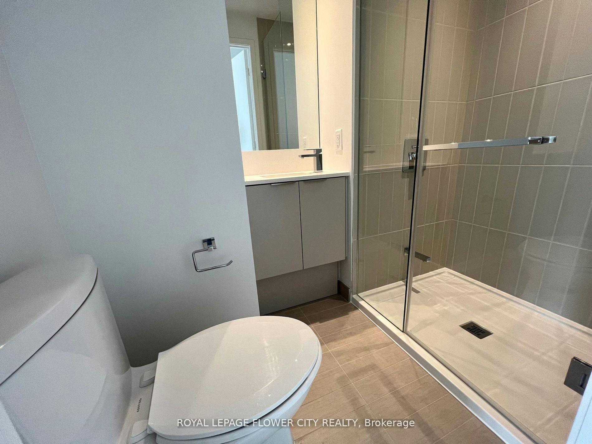 607-3900 Confederation Parkway, Mississauga, ON, L5B 0M3 - 5