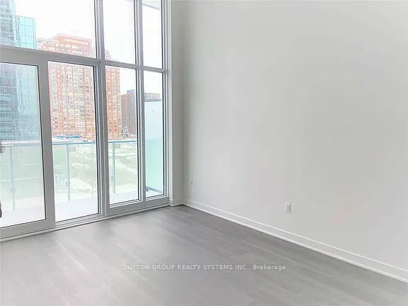 414-3900 Confederation Parkway, Mississauga, ON, L5B 0M3 - 4