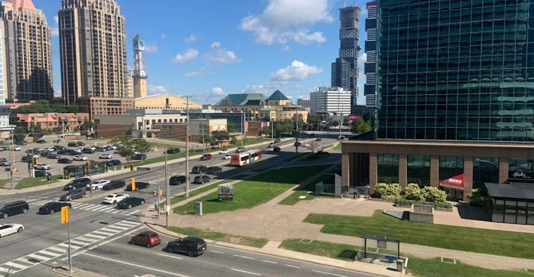 414-3900 Confederation Parkway, Mississauga, ON, L5B 0M3 - 10