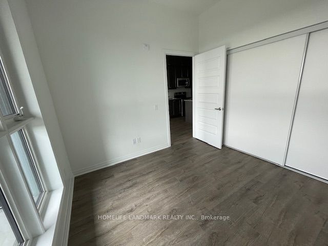 411-95 Dundas Street S, Oakville, ON, L6M 5N4 - 2