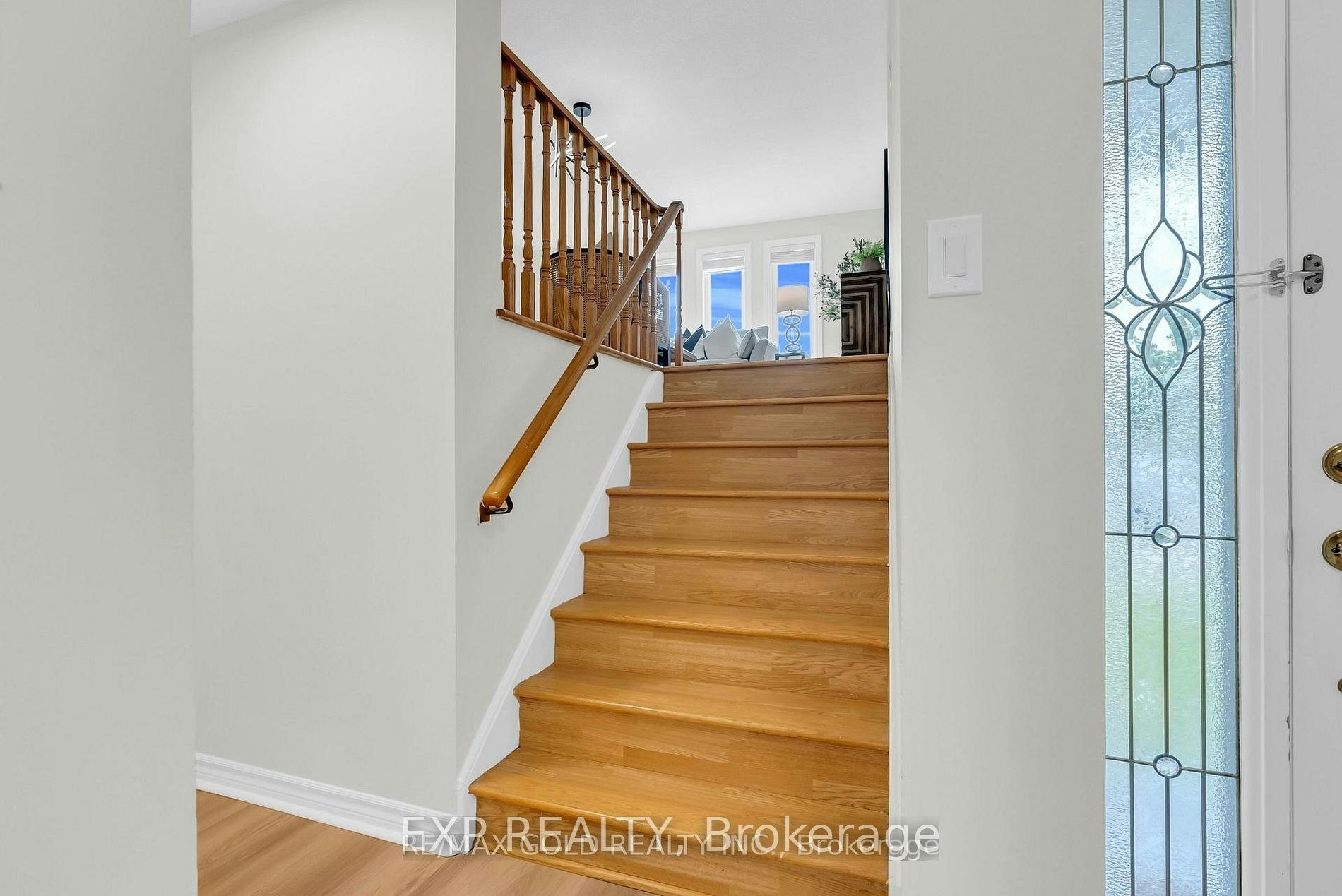 Upper Level-6677 Ganymede Road, Mississauga, ON, L5N 4V3 - 3
