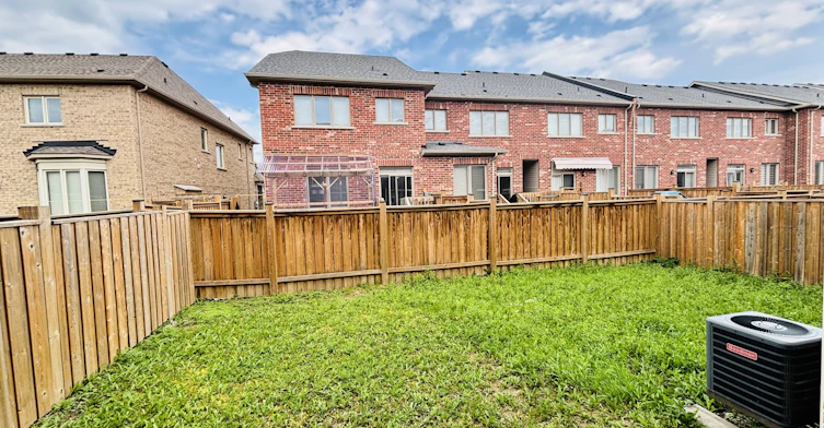 12 Rangemore Road, Brampton, ON, L7A 4V8 - 12