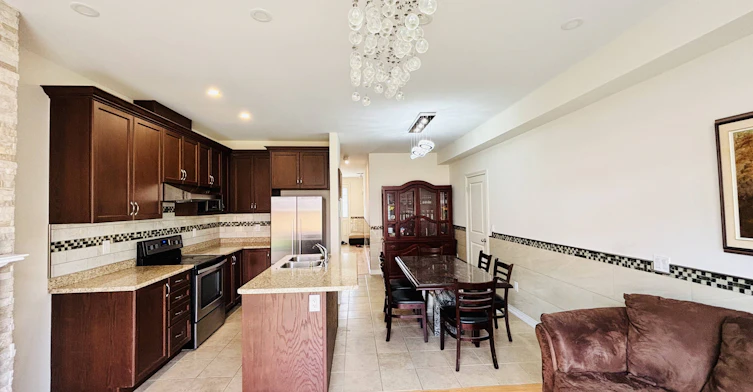 12 Rangemore Road, Brampton, ON, L7A 4V8 - 10