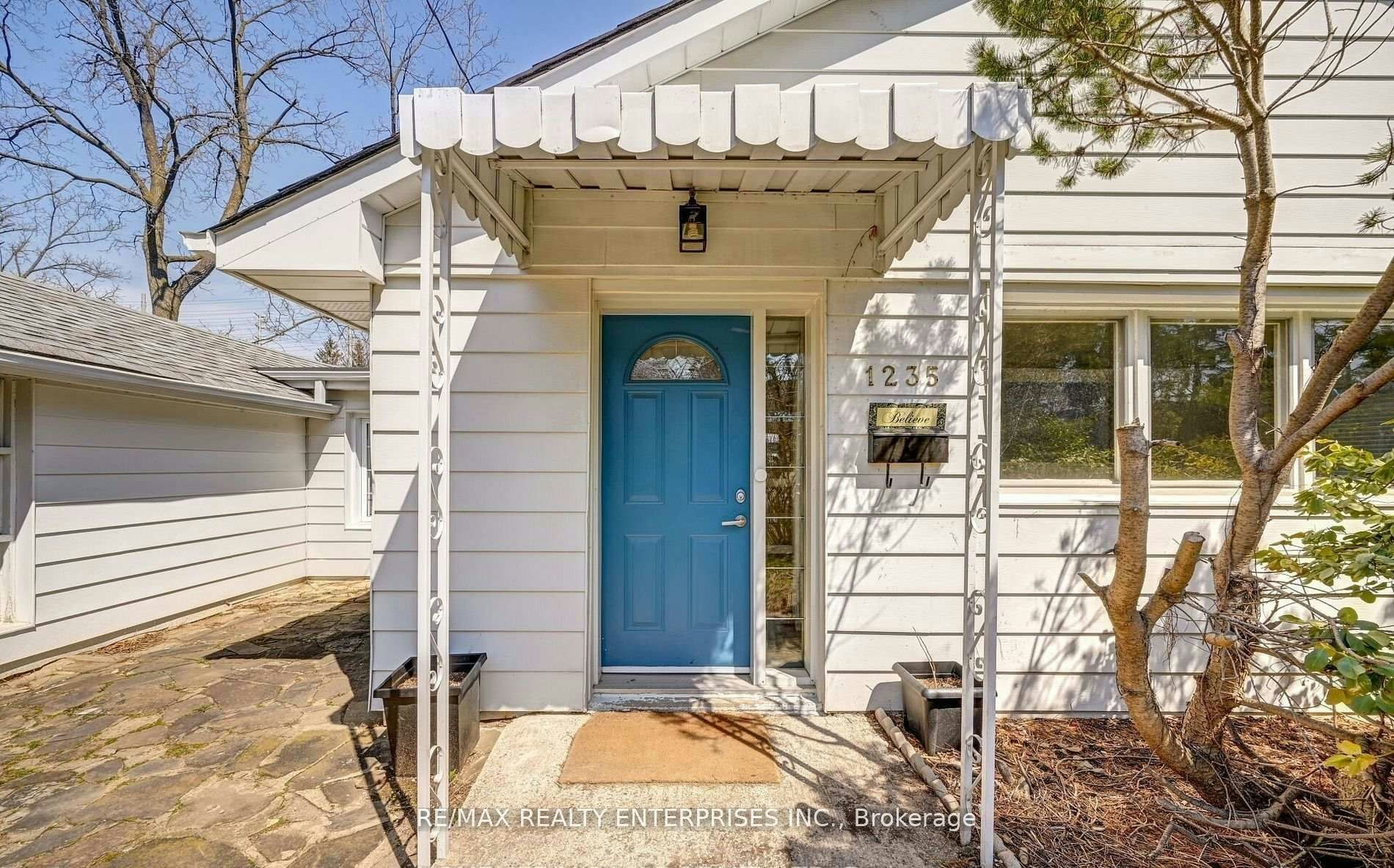 1235 Old River Road, Mississauga, ON, L5G 3G2 - 6