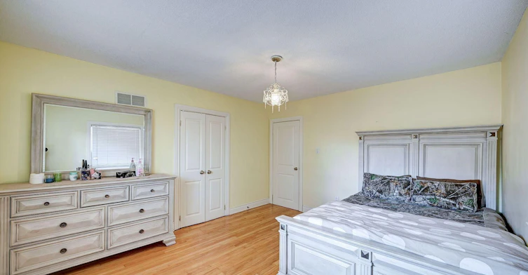 1235 Old River Road, Mississauga, ON, L5G 3G2 - 23