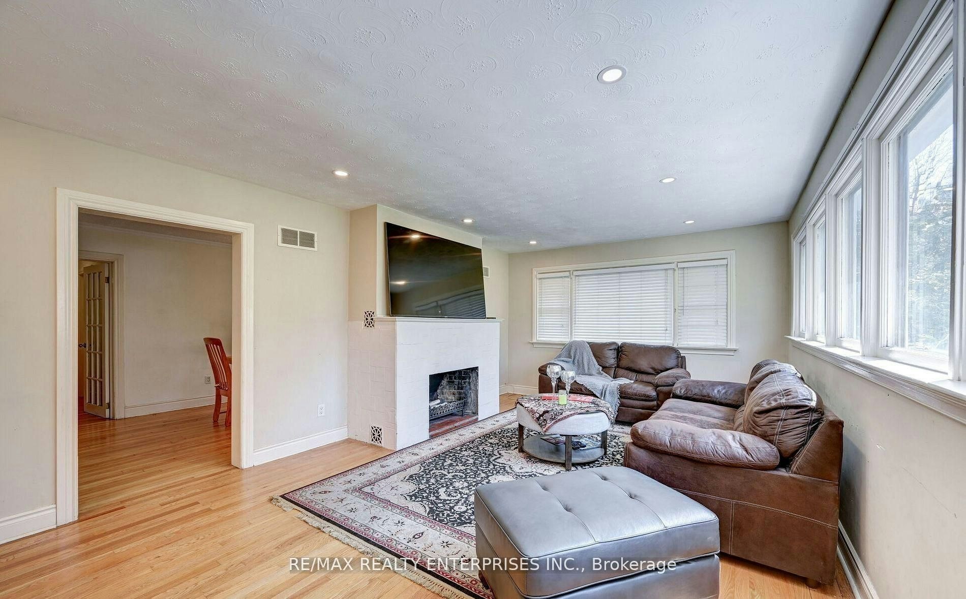 1235 Old River Road, Mississauga, ON, L5G 3G2 - 20