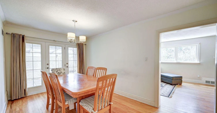 1235 Old River Road, Mississauga, ON, L5G 3G2 - 21