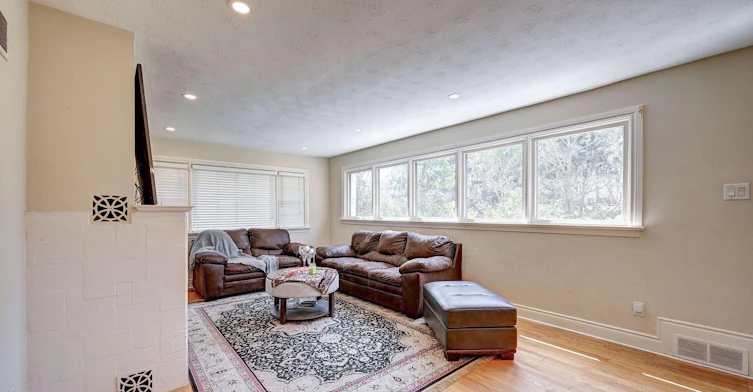 1235 Old River Road, Mississauga, ON, L5G 3G2 - 5