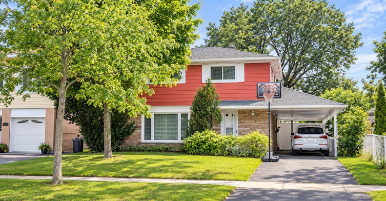 3538 Bannerhill Avenue, Mississauga, ON, L4X 1V1