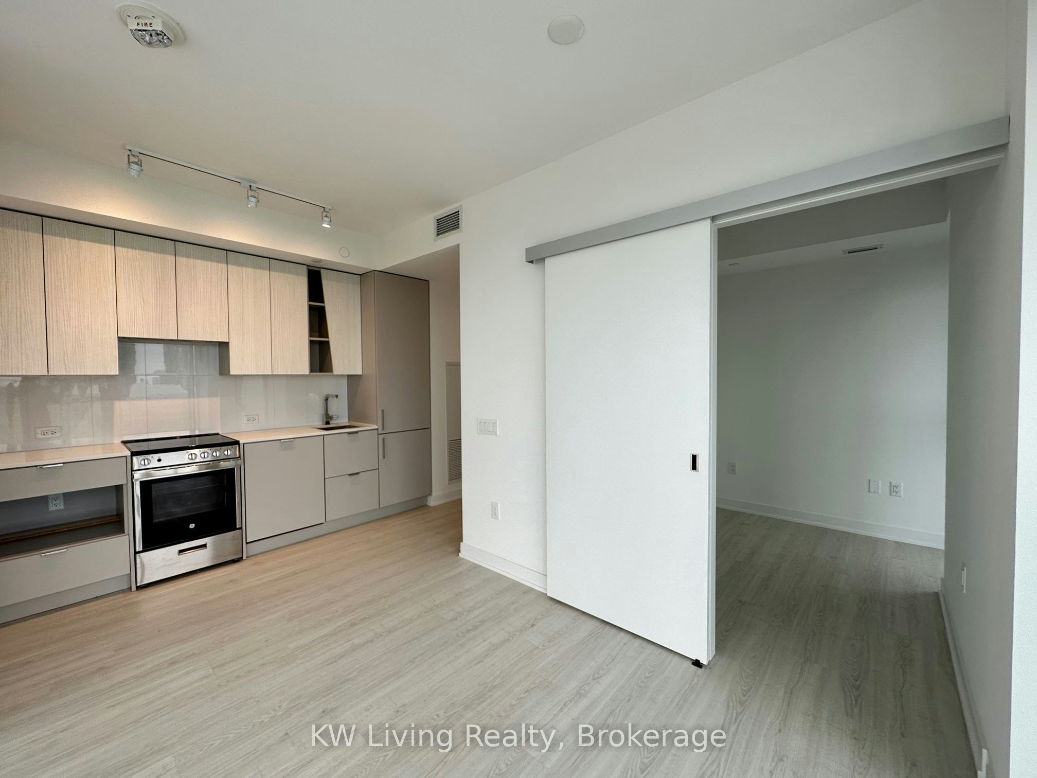 2204-3883 Quartz Road, Mississauga, ON, L5B 0M4 - 4