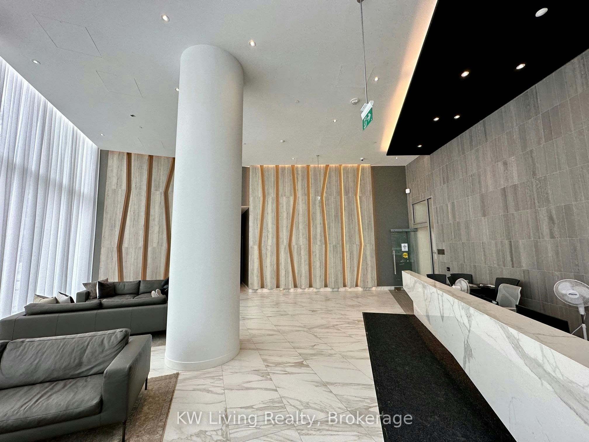 2204-3883 Quartz Road, Mississauga, ON, L5B 0M4 - 2