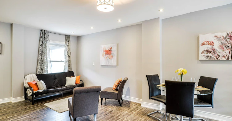 Main-734 Willard Avenue, Toronto, ON, M6S 3S5 - 9