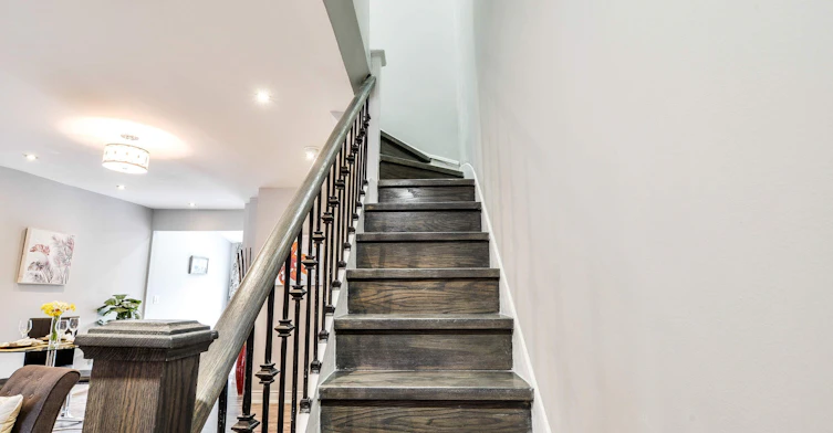 Main-734 Willard Avenue, Toronto, ON, M6S 3S5 - 23