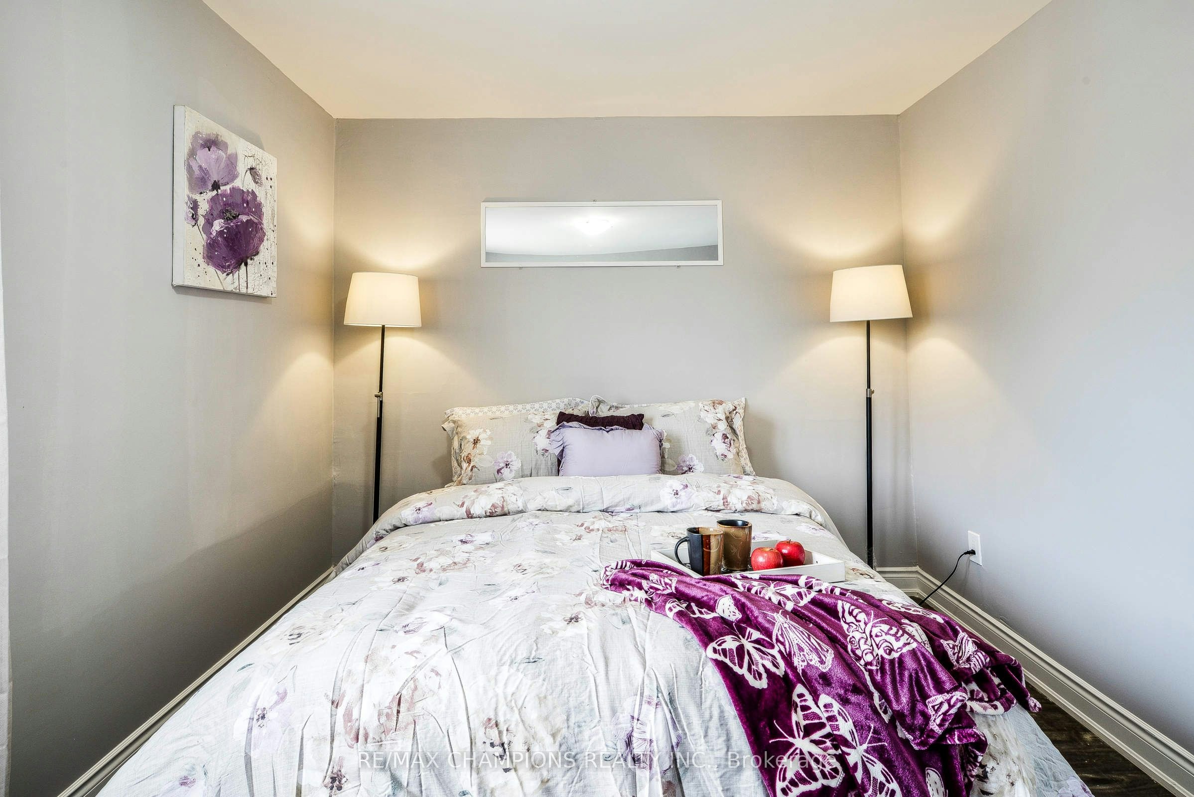 Main-734 Willard Avenue, Toronto, ON, M6S 3S5 - 26