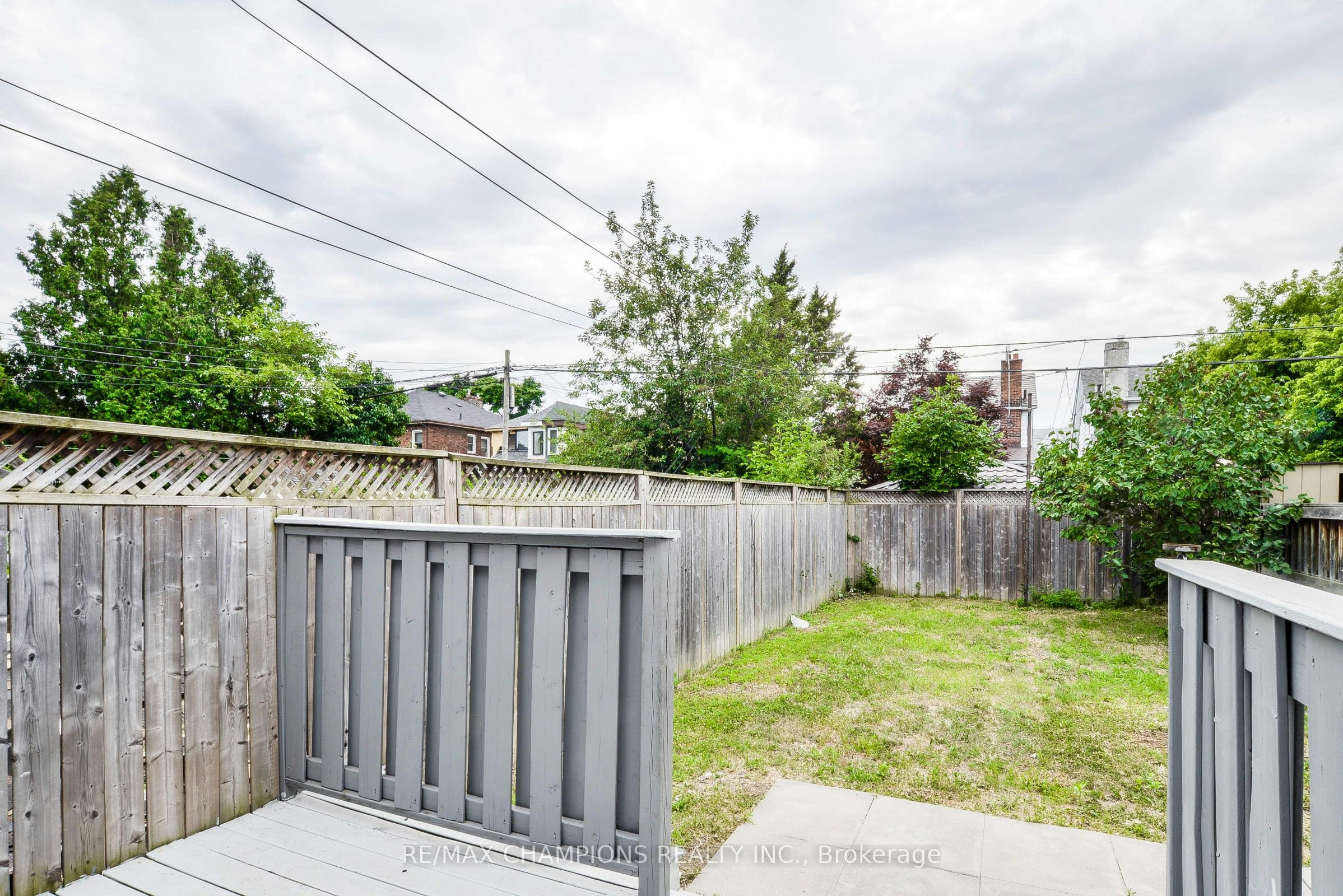 Main-734 Willard Avenue, Toronto, ON, M6S 3S5 - 33