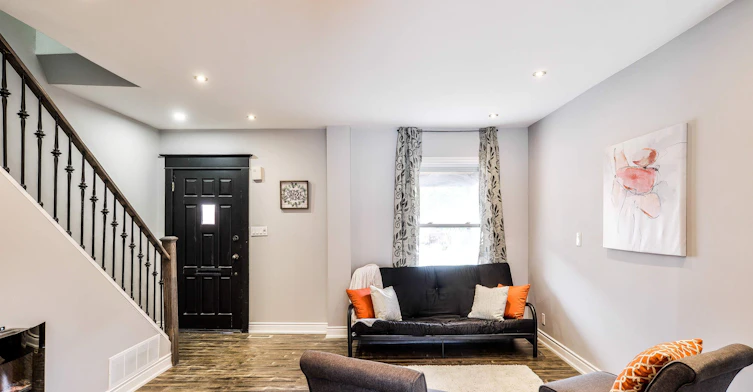Main-734 Willard Avenue, Toronto, ON, M6S 3S5 - 7