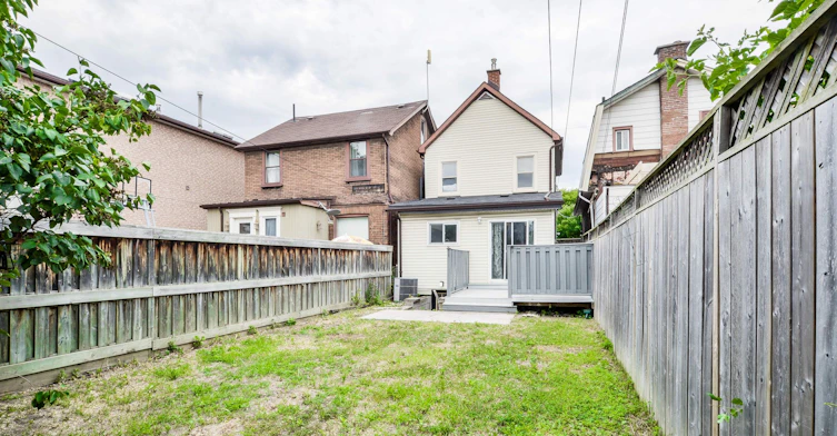 Main-734 Willard Avenue, Toronto, ON, M6S 3S5 - 35