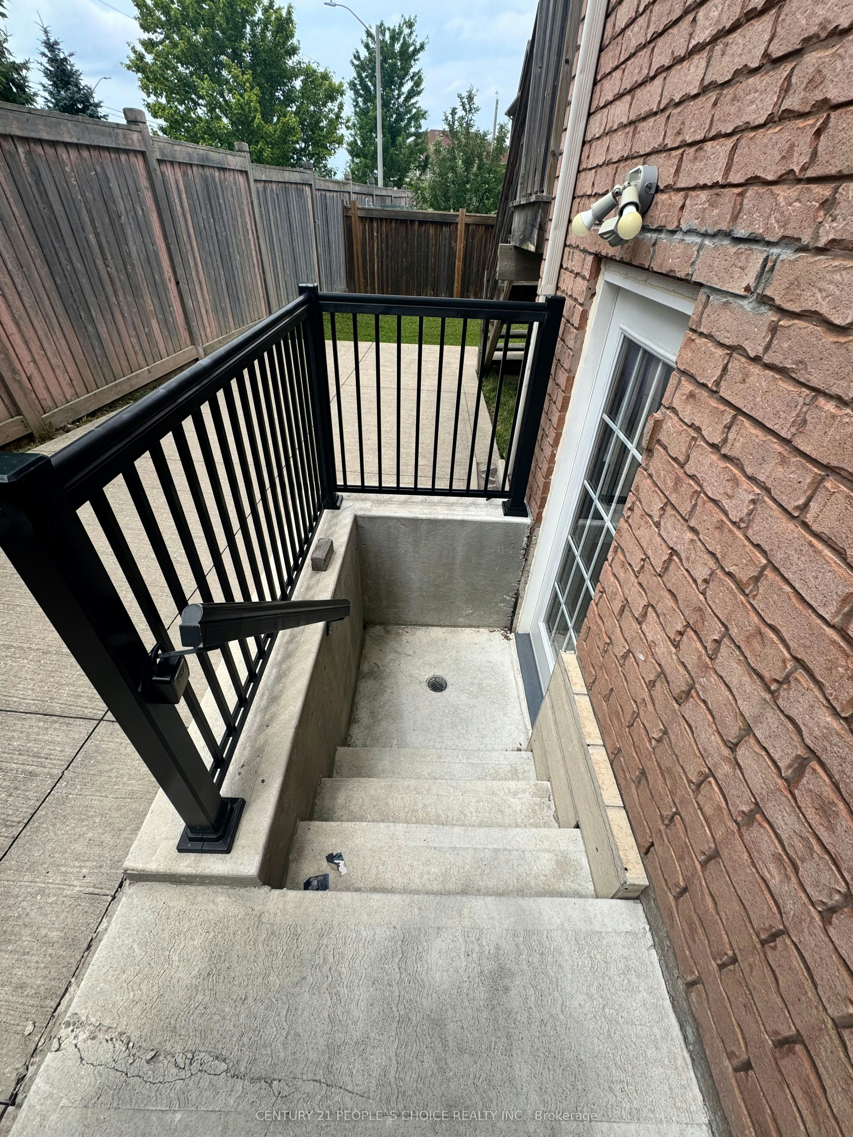 Bsmt-23 Travis Crescent, Brampton, ON, L7A 3J4 - 16