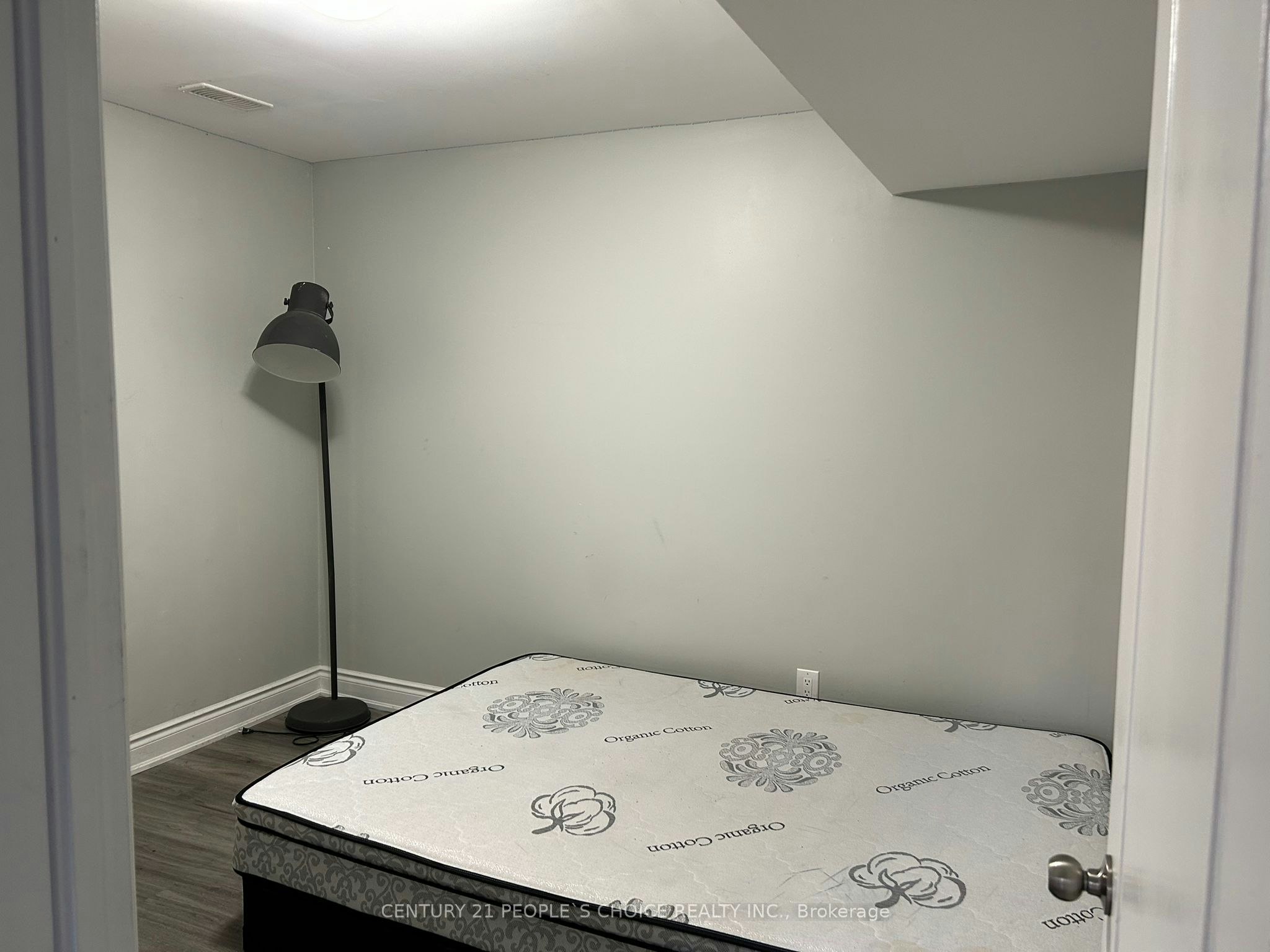 Bsmt-23 Travis Crescent, Brampton, ON, L7A 3J4 - 5