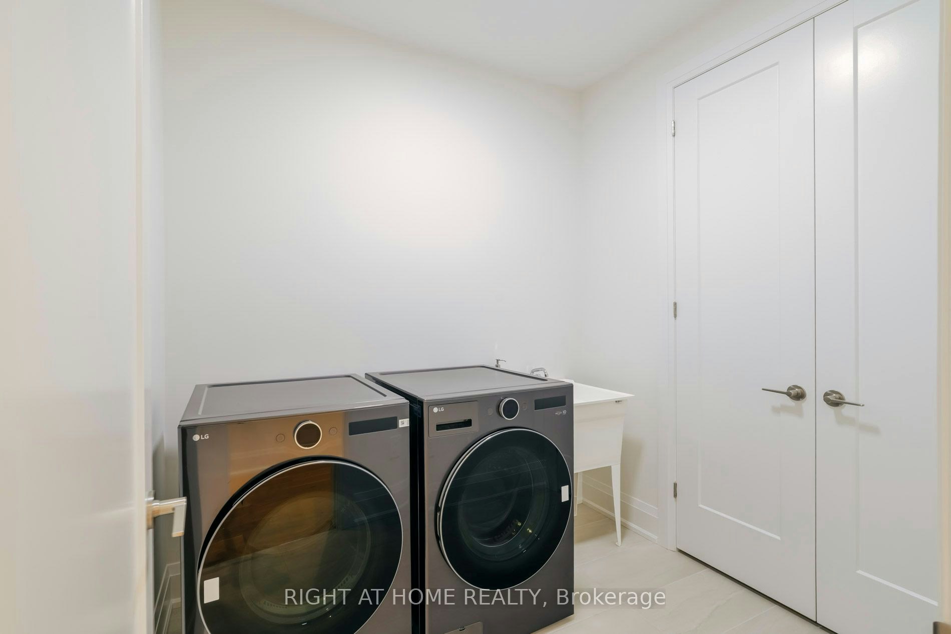 26 Misted Breeze Street, Brampton, ON, L6Y 6M1 - 42
