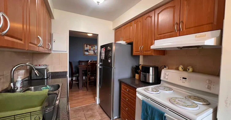 620-1625 Bloor Street, Mississauga, ON, L4X 1S3 - 4