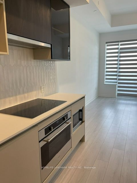 395 Dundas Street W, Oakville, ON, L6M 5R8 - 3