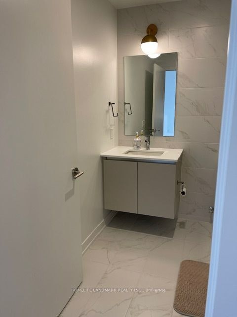 395 Dundas Street W, Oakville, ON, L6M 5R8 - 14