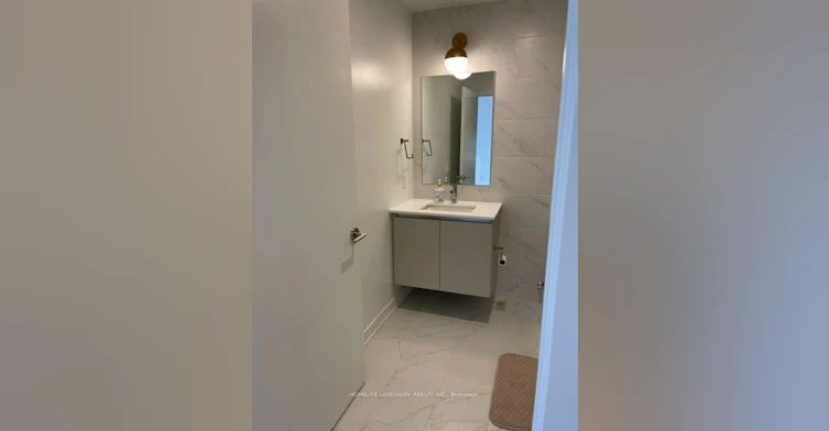 395 Dundas Street W, Oakville, ON, L6M 5R8 - 14