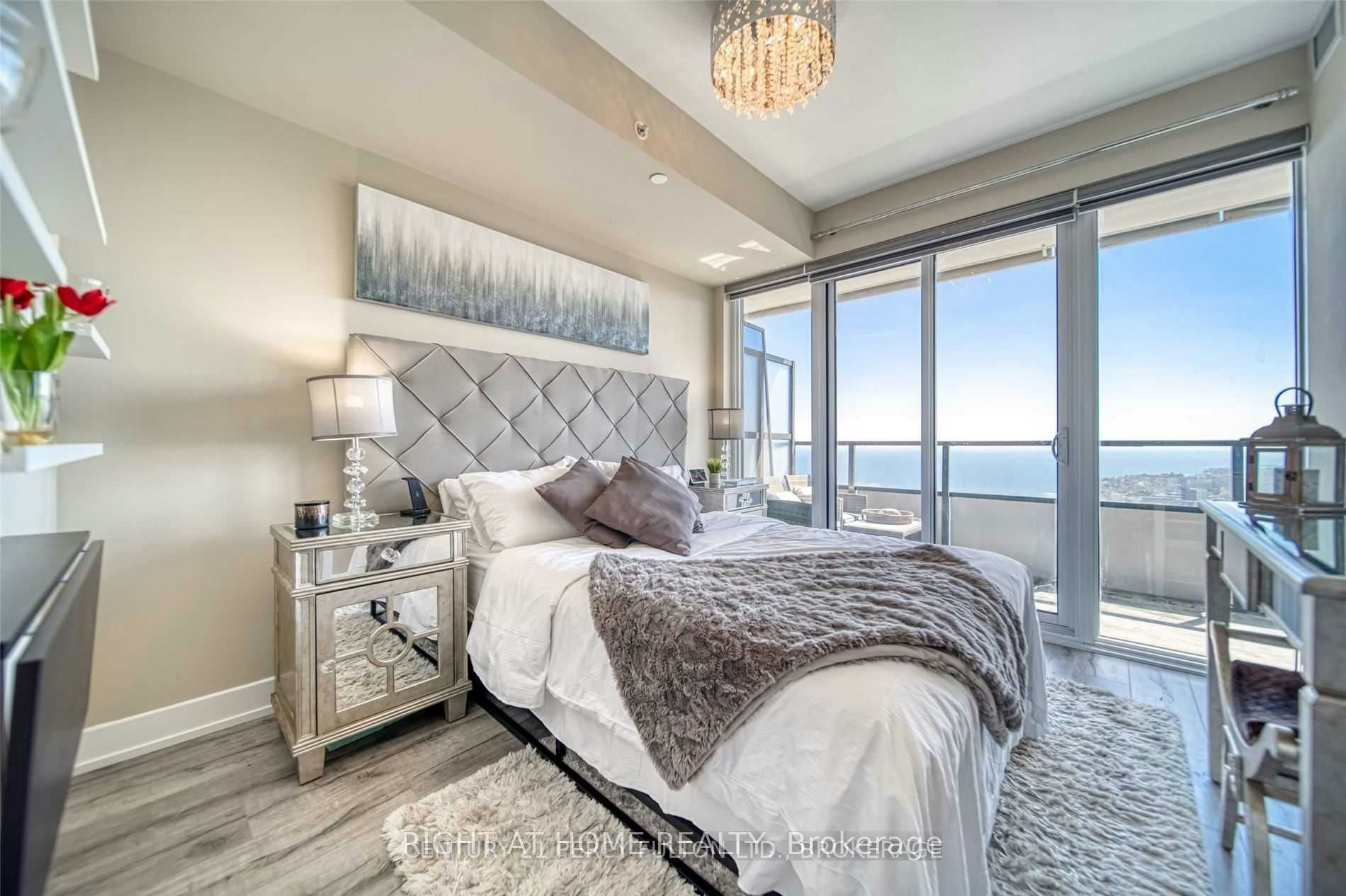 20-30 Shore Breeze Drive, Toronto, ON, M8V 1A1 - 8